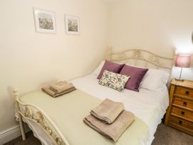 Chapel Cottage - North Yorkshire (incl. Whitby) - 1073539 - thumbnail photo 16