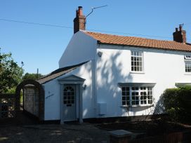 2 bedroom Cottage for rent in Reedham