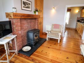 Sunset Cottage Carrick - County Donegal - 1076050 - thumbnail photo 7