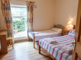 Borahard Lodge - East Ireland - 1076240 - thumbnail photo 9