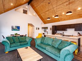 New Snowberry Chalet - Ohakune Holiday Home -  - 1079336 - thumbnail photo 6