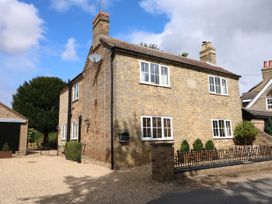Coronation Cottage - Norfolk - 1079613 - thumbnail photo 1