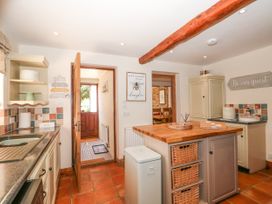 Coronation Cottage - Norfolk - 1079613 - thumbnail photo 8