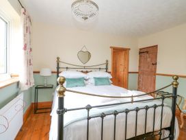 Coronation Cottage - Norfolk - 1079613 - thumbnail photo 23