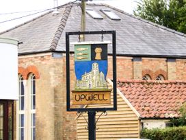 Coronation Cottage - Norfolk - 1079613 - thumbnail photo 54