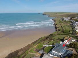 5 bedroom Cottage for rent in Polzeath