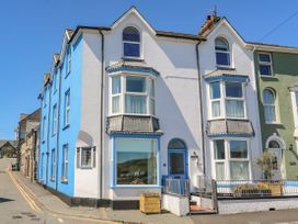 7 bedroom Cottage for rent in Criccieth