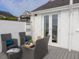 2 bedroom Cottage for rent in Rhosneigr