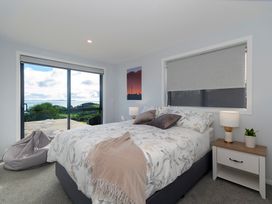 Luxury Lookout - Cable Bay Holiday Home -  - 1082171 - thumbnail photo 25