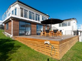 Luxury Lookout - Cable Bay Holiday Home -  - 1082171 - thumbnail photo 31