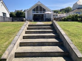 3 bedroom Cottage for rent in Newport