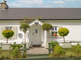 Lakeside Cottage - North Wales - 1084090 - thumbnail photo 1