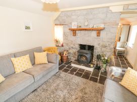 Lakeside Cottage - North Wales - 1084090 - thumbnail photo 6