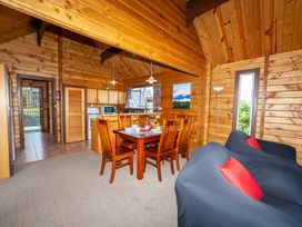 The Chalet - Hanmer Springs Holiday Home -  - 1084984 - thumbnail photo 3