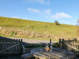 The Barn at Hill House - Peak District - 1085382 - thumbnail photo 32