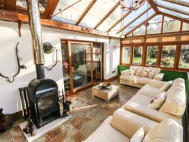 The Woodlands Lower Level - South Wales - 1086471 - thumbnail photo 15
