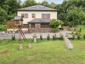 6 bedroom Cottage for rent in Dyfed