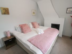 Cherry Blossom Cottage - Cotswolds - 1086783 - thumbnail photo 12