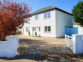 5 bedroom Cottage for rent in Abersoch