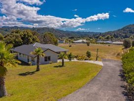 Pauanui Pines - Pauanui Holiday Home -  - 1087029 - thumbnail photo 1