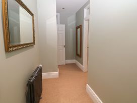 Apartment 1 - The Old Post Office - Peak District - 1087318 - thumbnail photo 19