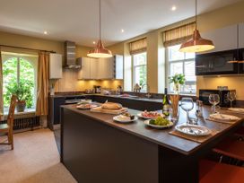 Apartment 3 - The Old Post Office - Peak District - 1087321 - thumbnail photo 10