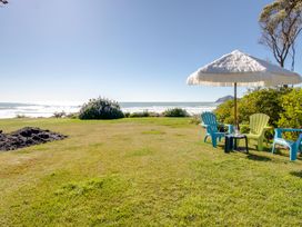 Absolute Beachfront - Waimarama Holiday Home -  - 1087906 - thumbnail photo 27
