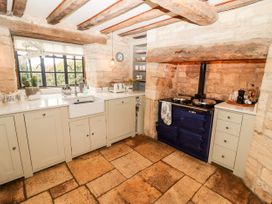 The Small House - Cotswolds - 1087933 - thumbnail photo 9
