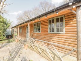 1 bedroom Cottage for rent in Biddenden