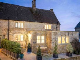 The Old Farmhouse - Cotswolds - 1091171 - thumbnail photo 1