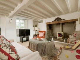 Holly Cottage - Cotswolds - 1091201 - thumbnail photo 2