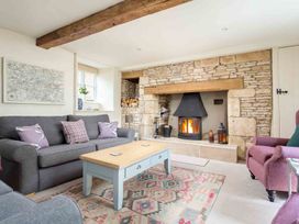 Willow Tree Cottage - Cotswolds - 1091275 - thumbnail photo 2