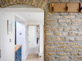 Willow Tree Cottage - Cotswolds - 1091275 - thumbnail photo 12