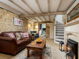 3 bedroom Cottage for rent in Moreton-in-Marsh