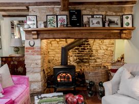 One Church Cottage - Cotswolds - 1091371 - thumbnail photo 3