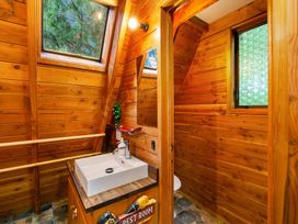 The Chill Out Chalet - Ohakune Holiday Home -  - 1092992 - thumbnail photo 13