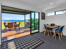 The Leading Light - One Tree Point Holiday Home -  - 1094616 - thumbnail photo 6