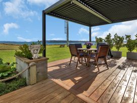 The Leading Light - One Tree Point Holiday Home -  - 1094616 - thumbnail photo 19