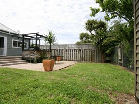 Kingwell Cottage - New Plymouth Holiday Home -  - 1094619 - thumbnail photo 14
