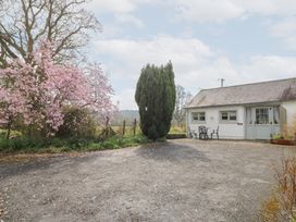 2 bedroom Cottage for rent in Llandeilo