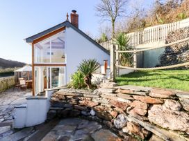 3 bedroom Cottage for rent in Tintagel
