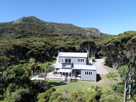 Frosty's Retreat - Great Barrier Island Home -  - 1095426 - thumbnail photo 12