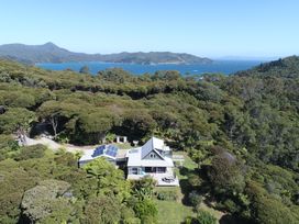 Frosty's Retreat - Great Barrier Island Home -  - 1095426 - thumbnail photo 14