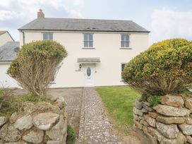 4 bedroom Cottage for rent in Penzance