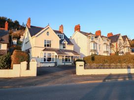 4 bedroom Cottage for rent in Aberdovey