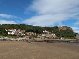 Hideaway Lodge - North Yorkshire (incl. Whitby) - 1097511 - thumbnail photo 14