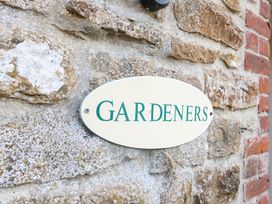 Gardeners - Dorset - 1098627 - thumbnail photo 2
