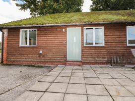 2 bedroom Cottage for rent in Pulborough