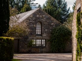 5 bedroom Cottage for rent in Llangefni