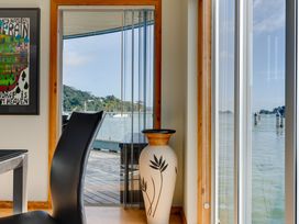The Landing at The Boathouse - Opua Holiday Apartment -  - 1101788 - thumbnail photo 6